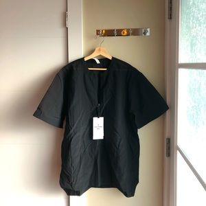 Lululemon clear intention shirt.